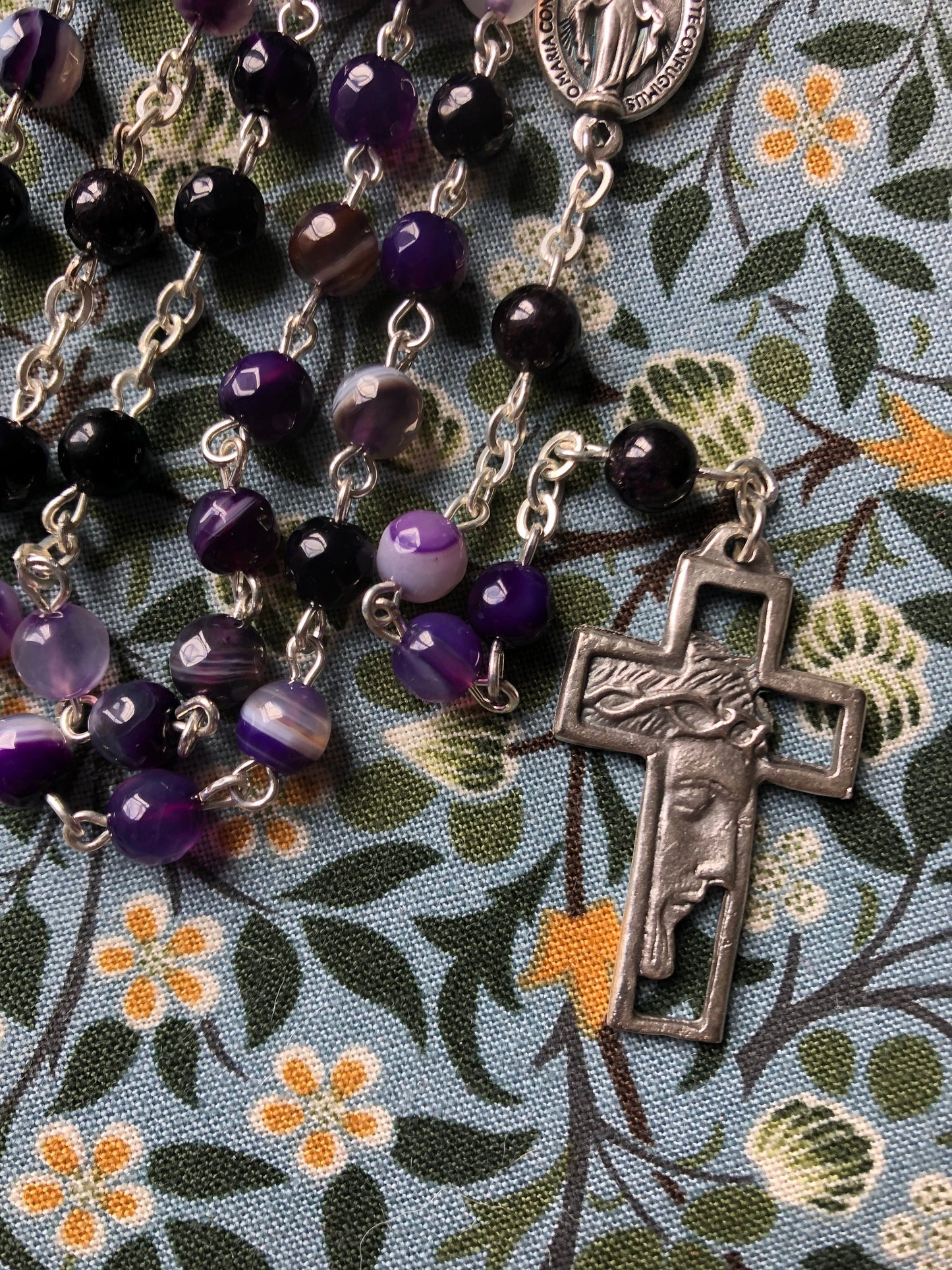 Holy Face of Jesus Rosary