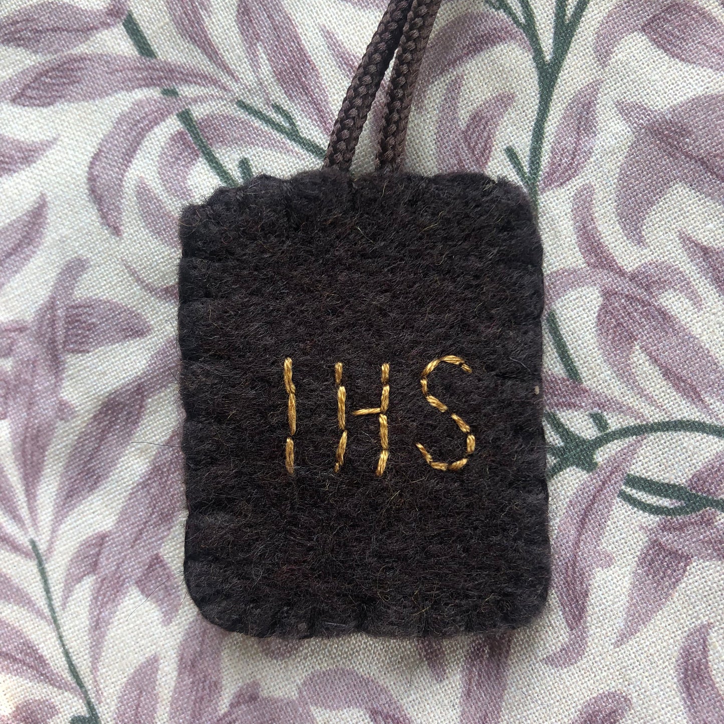 Hand-embroidered Scapular Holy Eucharist